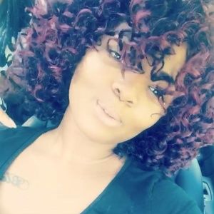 Meet your Posher, Anisha